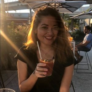 Meet your Posher, Mica